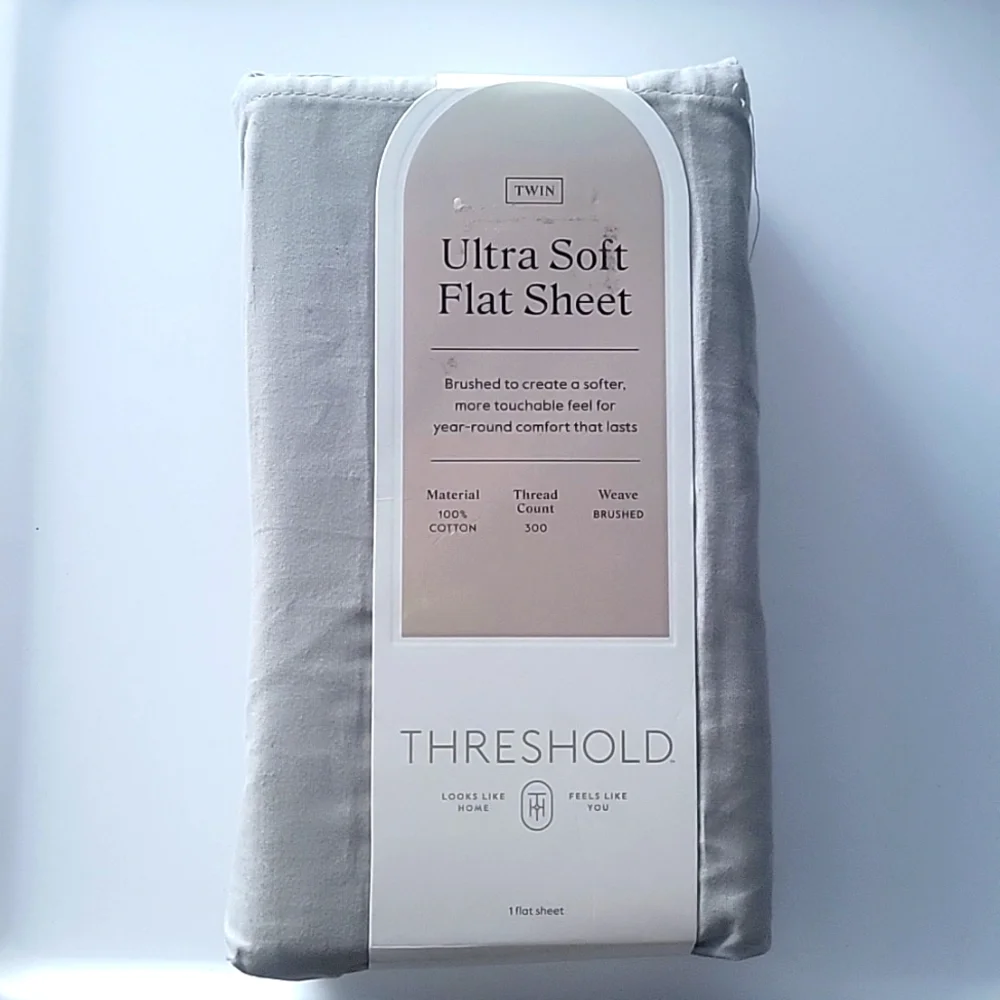 Threshold Twin 300 Thread Count Ultra Soft Flat Sheet Gray